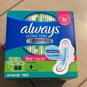 Always Ultra Thin Pads with CoreBoost Technology